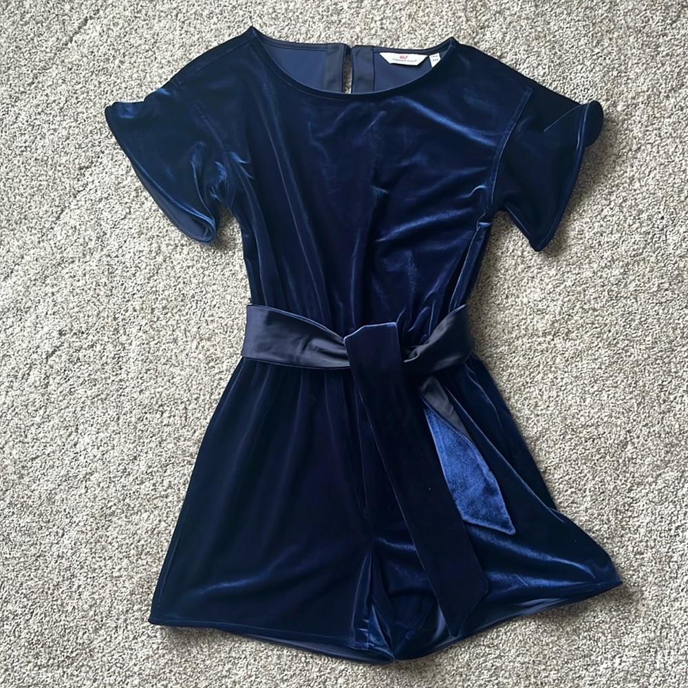 Vineyard Vines Navy Velvet Romper with belt XXS